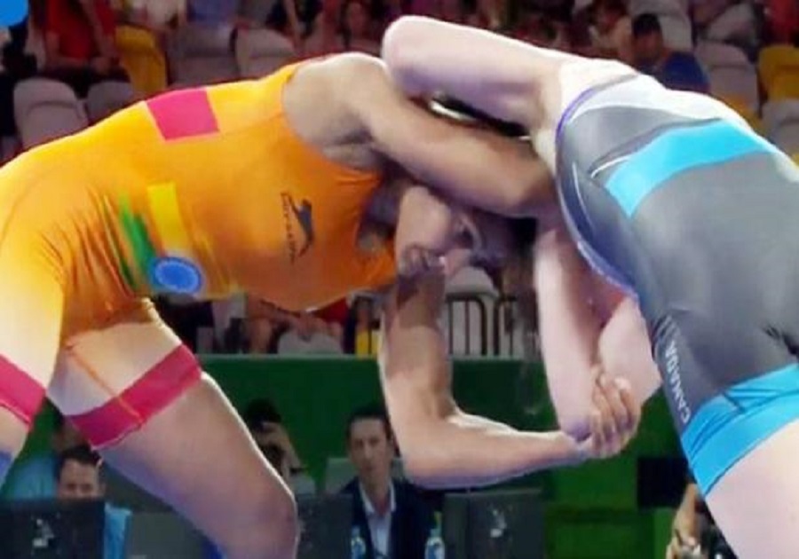 CWG: कुश्ती में बबीता कुमारी को सिल्वर, किरण ने झटका ब्रॉन्ज़