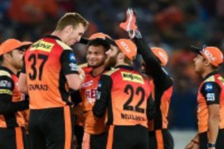 IPL 2018: सनराइजर्स हैदराबाद को लगा करारा झटका, स्टार खिलाड़ी सीरीज से हुआ बाहर