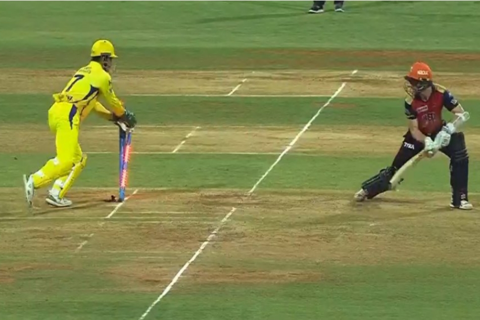 IPL 2018 Final: रॉबिन उथप्पा को पछाड़ एमएस धोनी बने नंबर वन, विलियमसन का किया शिकार