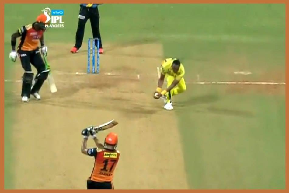 VIDEO: ड्वेन ब्रावो का यह कैच देखकर यूसुफ पठान भी रह गए हैरान