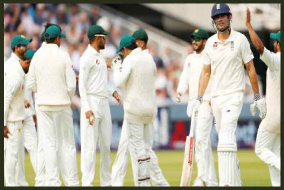 लॉर्ड्स टेस्टः पाकिस्तानी गेंदबाजों के सामने बेबस नजर आए इंग्लैंड के बल्लेबाज, 184 रन पर ऑल आउट हुई