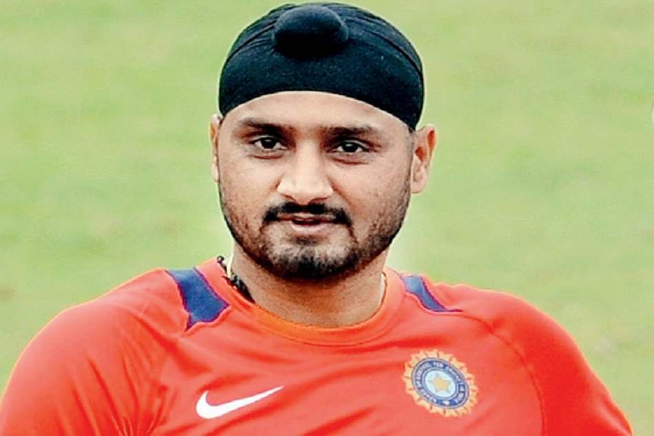 एक अरब के मानहानि मामले में हरभजन सिंह को कोर्ट ने दिया समन, बढ़ सकती है मुश्किल