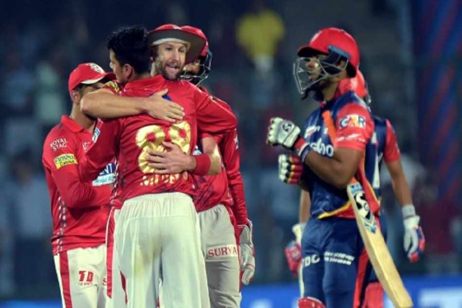 मैदान के बाहर भी भिड़ गए दिल्ली और पंजाब, एक दूसरे को जमकर किया ट्रोल