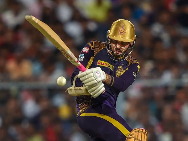 मोस्ट वैल्यूबल प्लेयर (सुनील नरेन) 