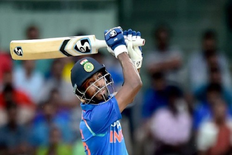 VIDEO: हार्दिक पांड्या के इस शॉट ने दिलाई माही के हेलीकॉप्टर शॉट की याद