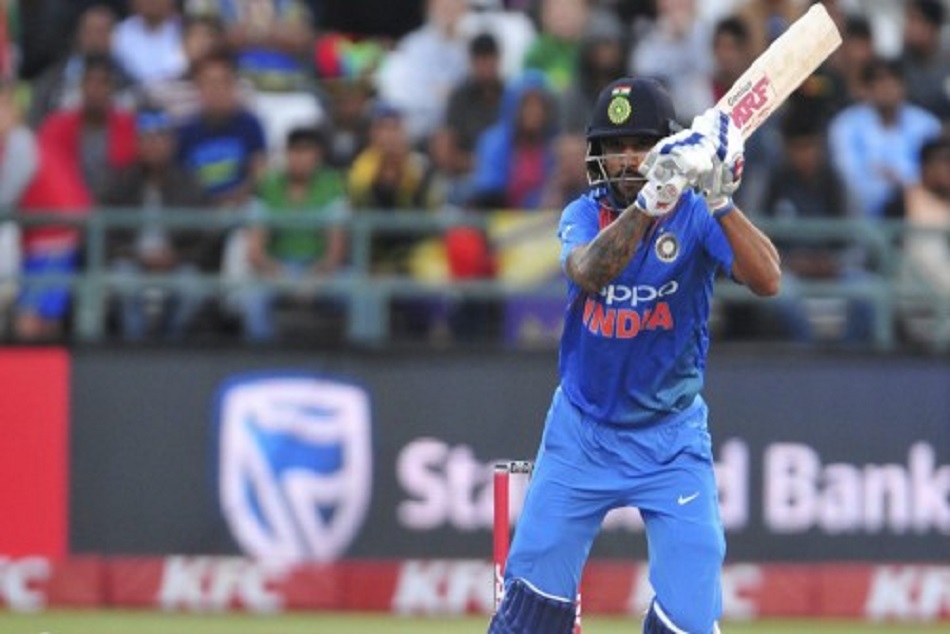 VIDEO: कुछ इस तरह रन आउट हुए शिखर धवन, आपको नहीं होगा यकीन