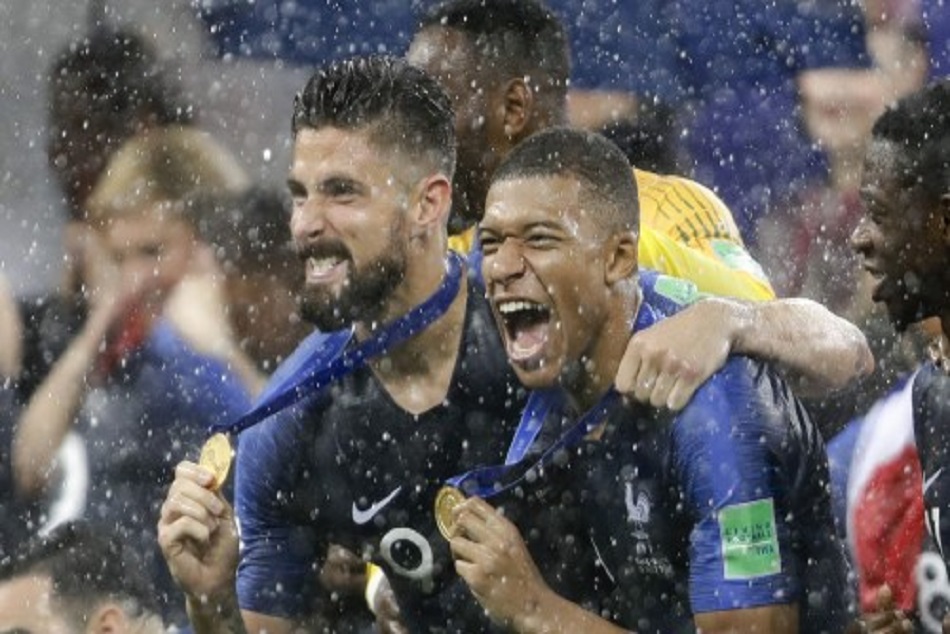 FIFA WC 2018: पीएम मोदी और राष्ट्रपति कोविंद ने कुछ इस तरह दी फ्रांस की टीम को बधाई