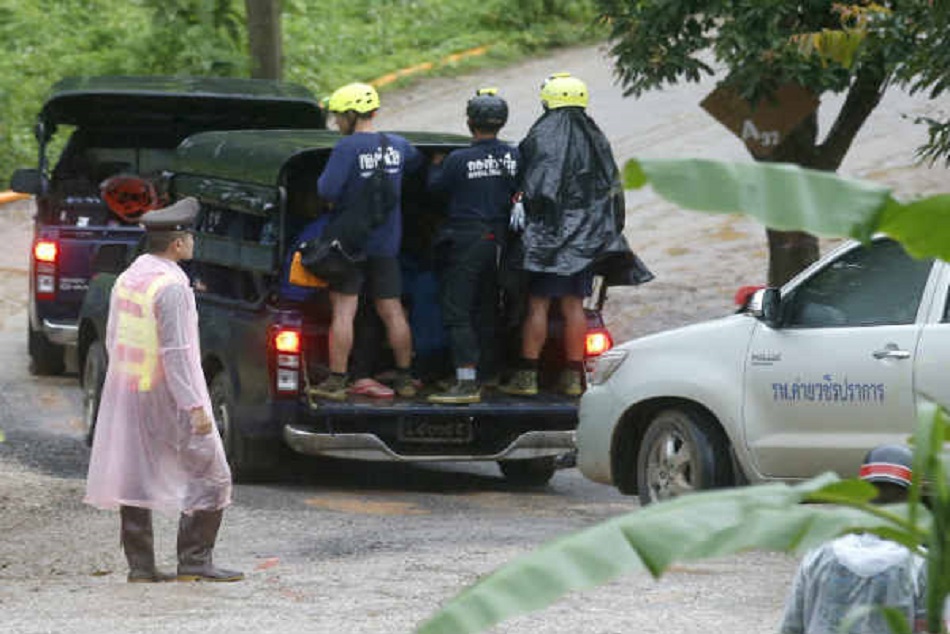 थाईलैंड की गुफा में फंसे सभी फुटबॉल खिलाड़ी सुरक्षित बाहर निकाले गए, फीफा फाइनल देखने का मिलेगा मौका