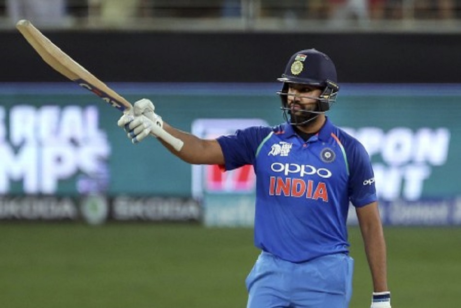 Asia Cup 2018: क्रिस गेल-डिविलियर्स को पीछे छोड़ 'हिटमैन' शर्मा ने रचा इतिहास, बनाया शानदार रिकॉर्ड