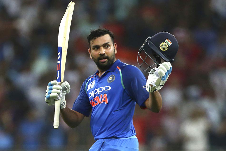 INDvWI : छोटी दिवाली पर रोहित शर्मा का धमाका, शतक जड़ बनाए ये 6 शानदार क्रिकेट रिकॉर्ड