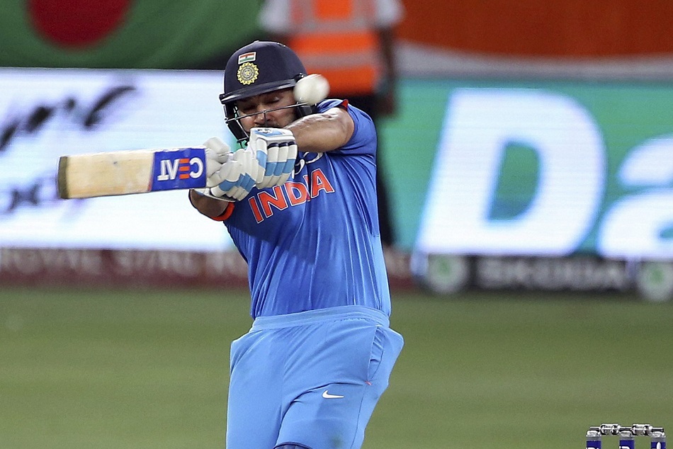 आज रोहित के बल्ले से निकलेगा स्पेशल 'दोहरा शतक', बस 2 बार गेंद भेजनी होगी बाउंड्री पार