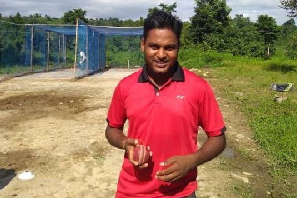 कौन है वो क्रिकेटर जो मैच के बाद अखबार के लिए खबर लिखता है, आप भी जानिए पूरी कहानी