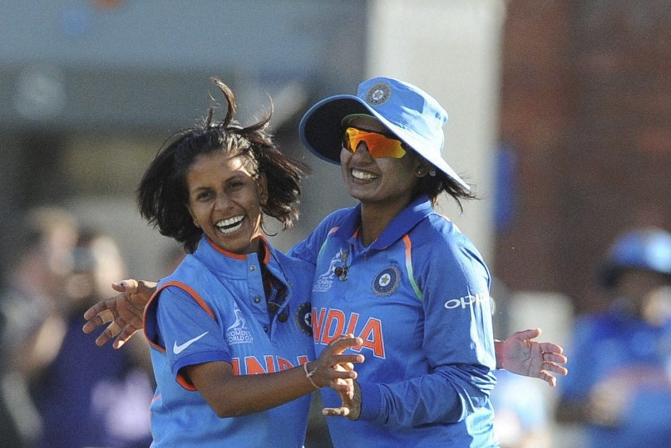 कैसे भारत में बनी महिला क्रिकेट टीम, इस किताब से होगा खुलासा