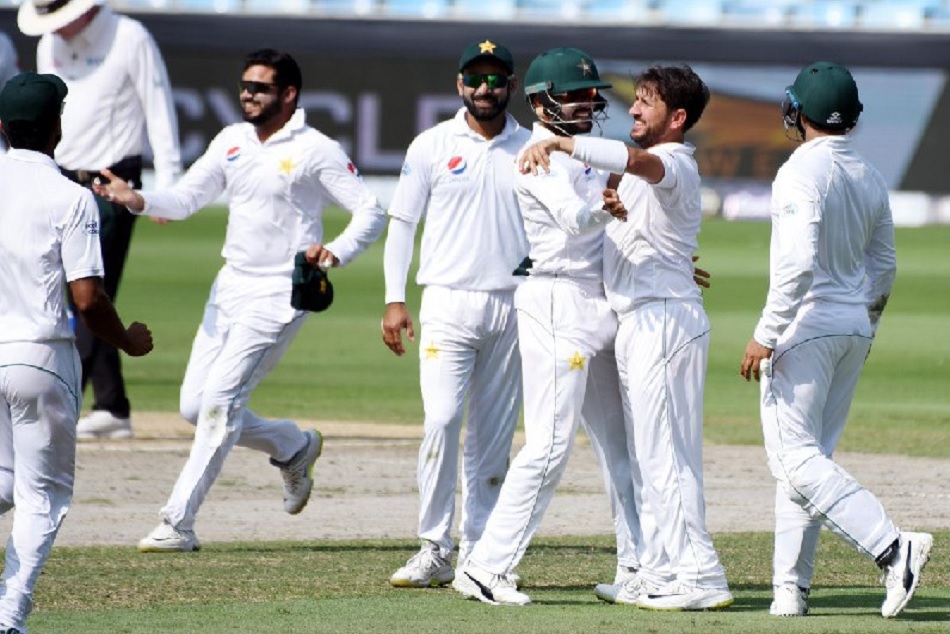 VIDEO: एक पारी में न्यूजीलैंड के 6 खिलाड़ी 0 पर हुए आउट, इस गेंदबाज ने एक दिन में झटके 10 विकेट