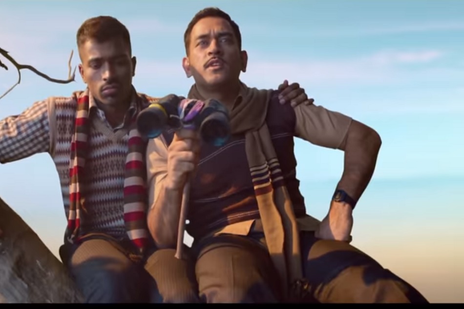 बिहारी बाबू बन धोनी बोले- हम पांड्या के फैन हैं, Video देखकर नहीं रुकेगी आपकी हंसी