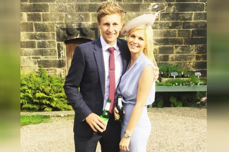 इंग्लैंड के टेस्ट कप्तान जो रूट ने अपनी प्रेमिका कैरी कॉट्रेल के साथ रचाई शादी, देखें Pics