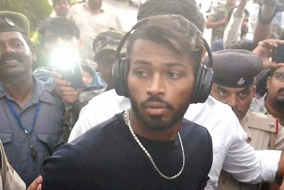 'कॉफी विद करण' में कही बात पर BCCI के नोटिस के जवाब में हार्दिक पांड्या ने कही ये बात