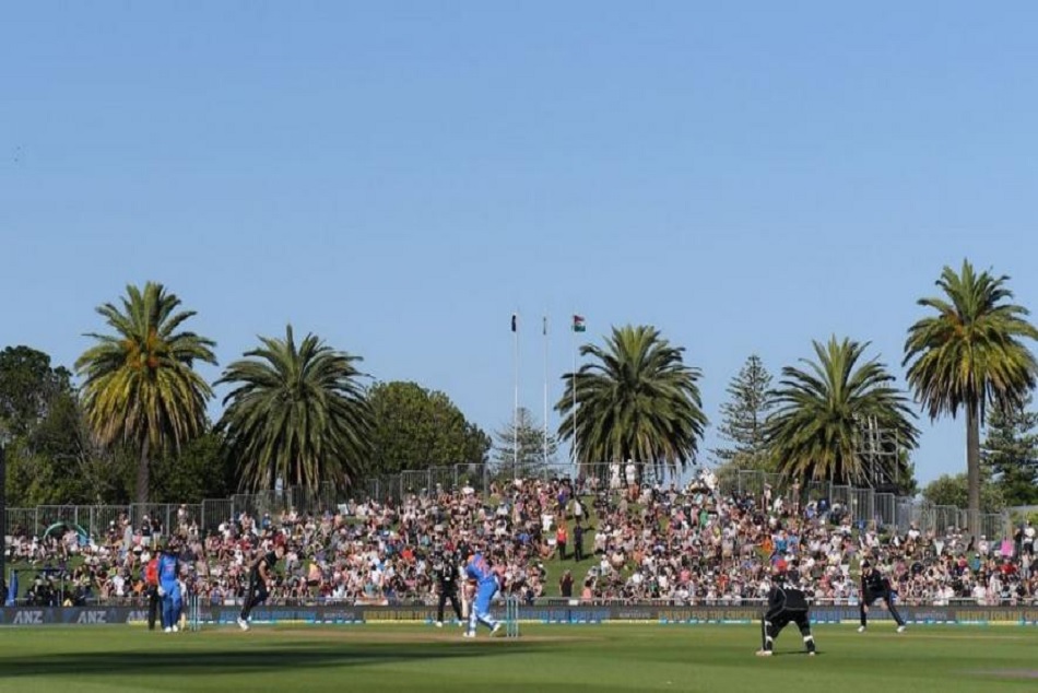 IND VSNZ: क्रिकेट में पहली बार हुआ ऐसा, एक खास वजह से रोकना पड़ गया मैच