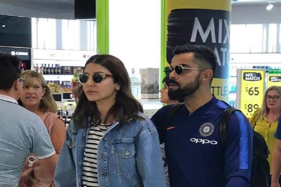 न्यूजीलैंड दौरे के लिए ऑकलैंड पहुंची भारतीय टीम, अनुष्का भी दिखीं साथ