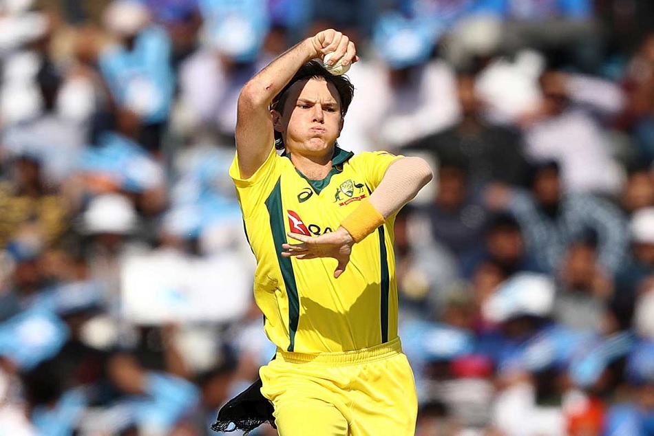 INDvsAUS: हाई स्कोर मैच में गेंदबाज एडम जांपा ने बनाया रिकॉर्ड, वार्न के करीब पहुंचे