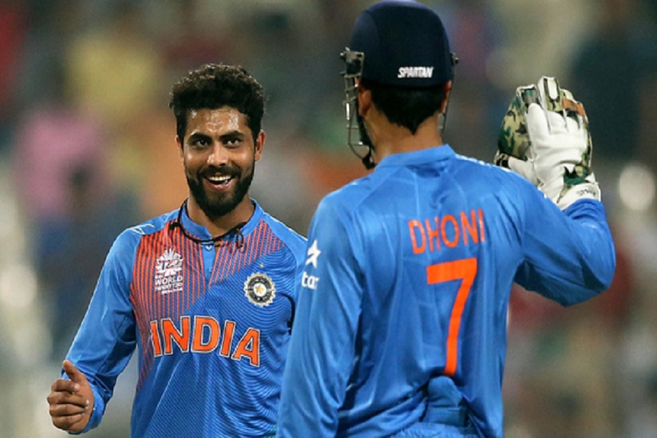 INDvAUS: धोनी-जडेजी की जुगलबंदी ने किया कमाल, हरभजन के रिकॉर्ड की बराबरी