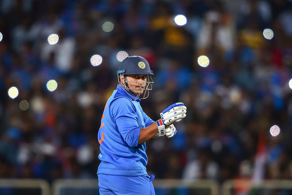 ऑस्ट्रेलिया के खिलाफ अंतिम दो वनडे मैचों से बाहर हुए धोनी, जानिए क्या रहा कारण