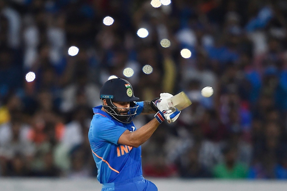 INDvAUS: कोहली का नया कमाल, तोड़ा विव रिचर्ड्स का रिकॉर्ड, अब पोटिंग की बारी