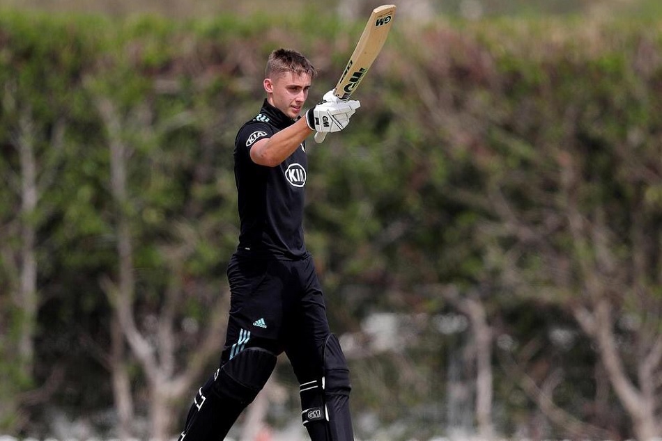 VIDEO: इंग्लैड के बल्लेबाज का कहर, महज 25 गेंदों में ही ठोक डाला शतक