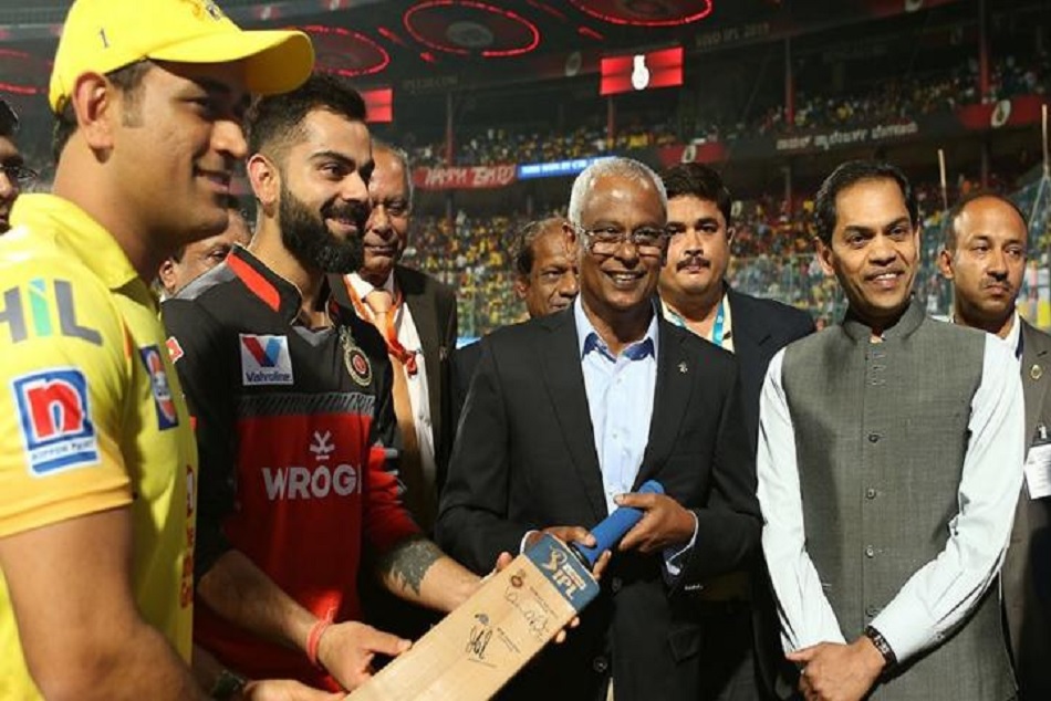 IPL 2019: धोनी और कोहली ने की मालदीव के राष्ट्रपति से मुलाकात, देखें VIDEO