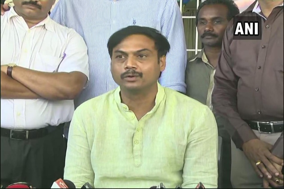 भारतीय क्रिकेट के चीफ सेलेक्टर MSK प्रसाद के नाम पर लगाया 5 लाख रुपए का चूना, शिकायत दर्ज