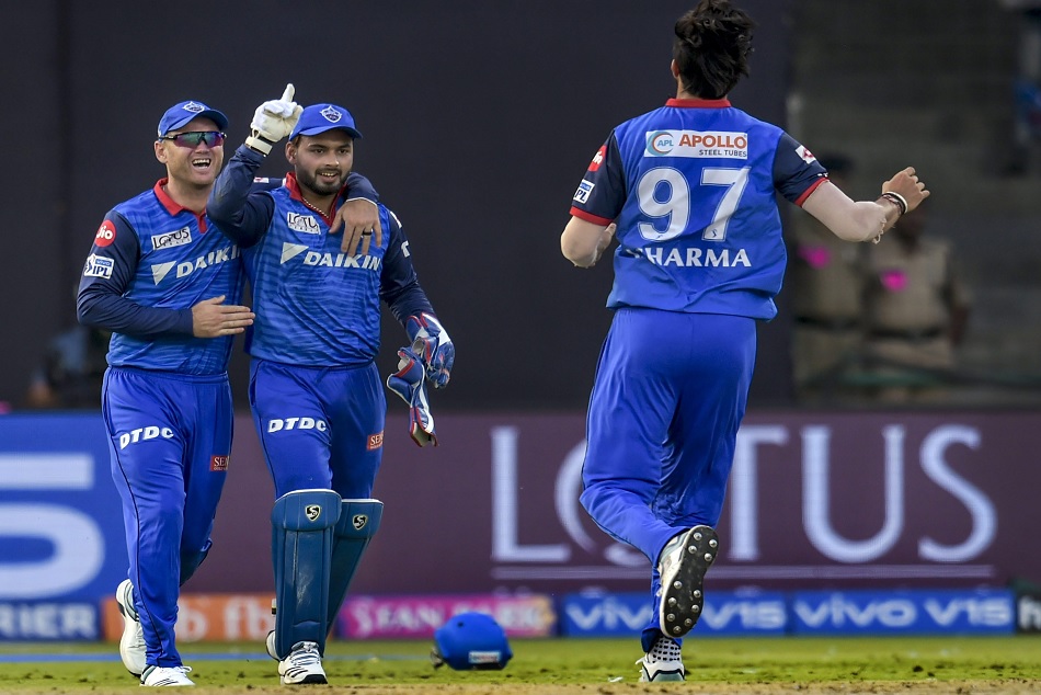 IPL 2019: ऋषभ पंत ने कुमार संगकारा को पछाड़कर अपने नाम किया बड़ा रिकॉर्ड