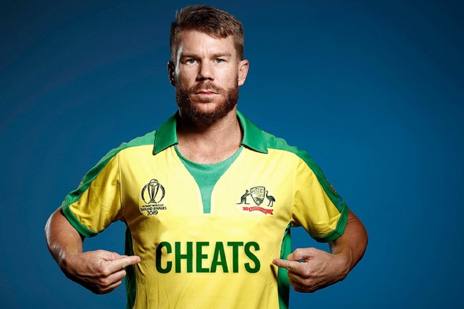 बार्मी आर्मी ने उड़ाया कंगारूओं की विश्व कप 'जर्सी' का मजाक, वाॅर्नर की T-शर्ट पर लिखा 'बेईमान'