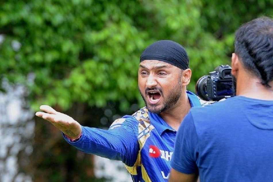 IPL 2019: फाइनल मैच से ठीक पहले फूटा हरभजन सिंह का गुस्सा, जानिए क्या है मामला