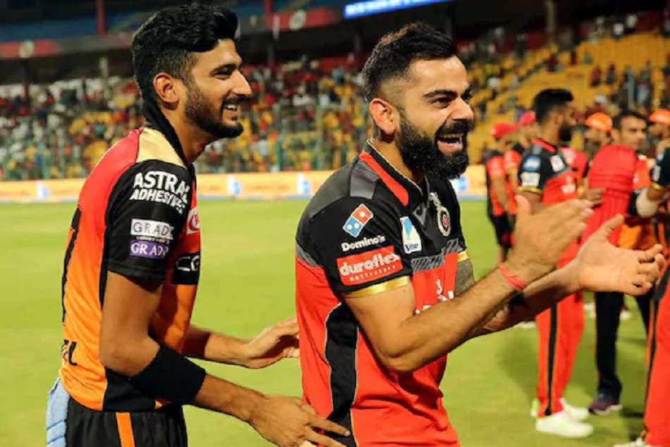 'RCB खुद तो डूबा ही, सनराइजर्स को भी ले डूबा', हार के बाद SRH का बना खूब मजाक