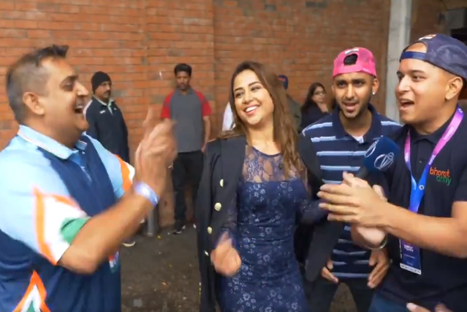 VIDEO: वर्ल्ड कप में डेब्यू करने वाले विजय शंकर के लिए भारत आर्मी ने बनाया स्पेशल गाना