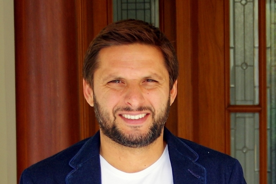 INDVsPAK : मैच खत्म होने से पहले शाहिद अफरीदी ने टीम इंडिया को दी जीत की बधाई, ट्वीट वायरल