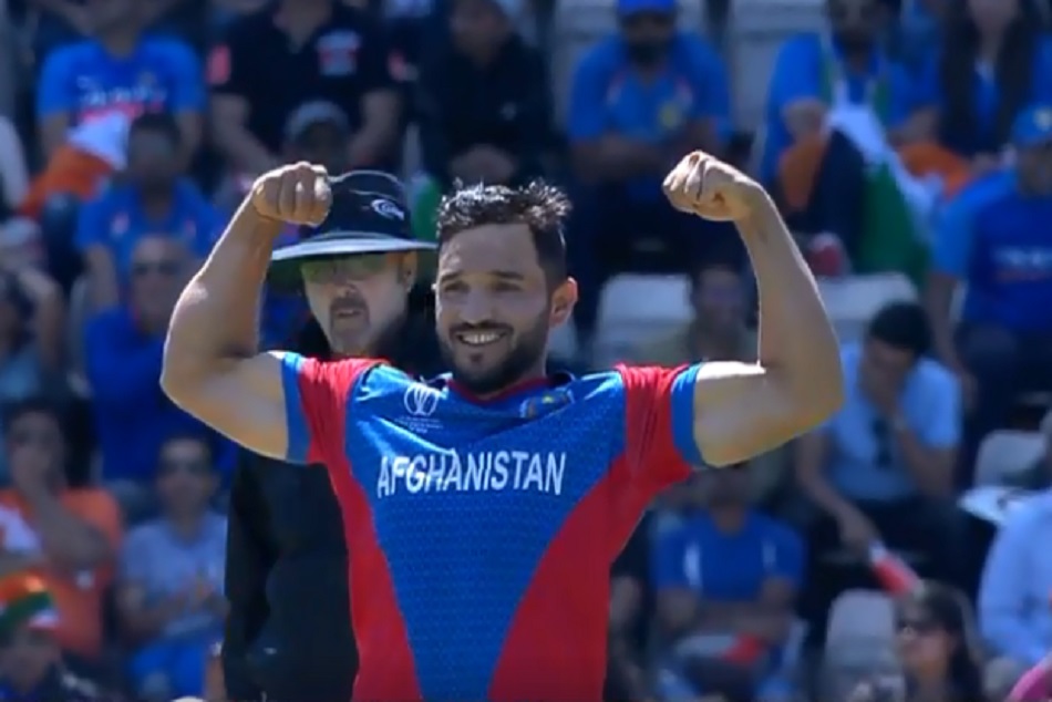 VIDEO : विकेट लेते ही दिखा देता है अपने 'बाइसेप्स', अनोखा है इस गेंदबाज का 'सेलिब्रेशन'