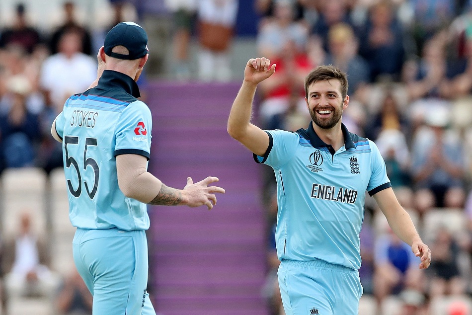 वर्ल्ड कप 2019 का सबसे तेज गेंद फेंकने वाला गेंदबाज हुआ चोटिल, खेलने पर सस्पेंस