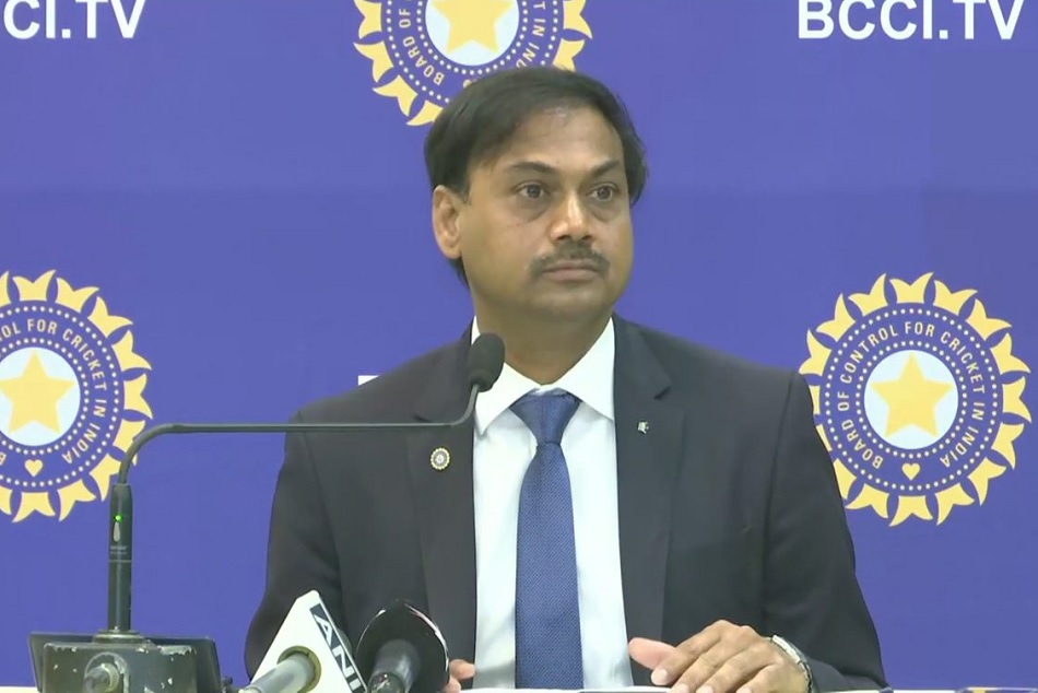 धोनी कब लेंगे क्रिकेट से संन्यास, मुख्य चयनकर्ता प्रसाद ने दिया बड़ा बयान