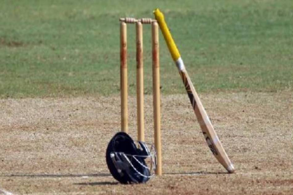 क्रिकेट खेलते समय पड़ा दिल का दौरा, घर पहुंचने के बाद लेटा तो फिर नहीं उठा