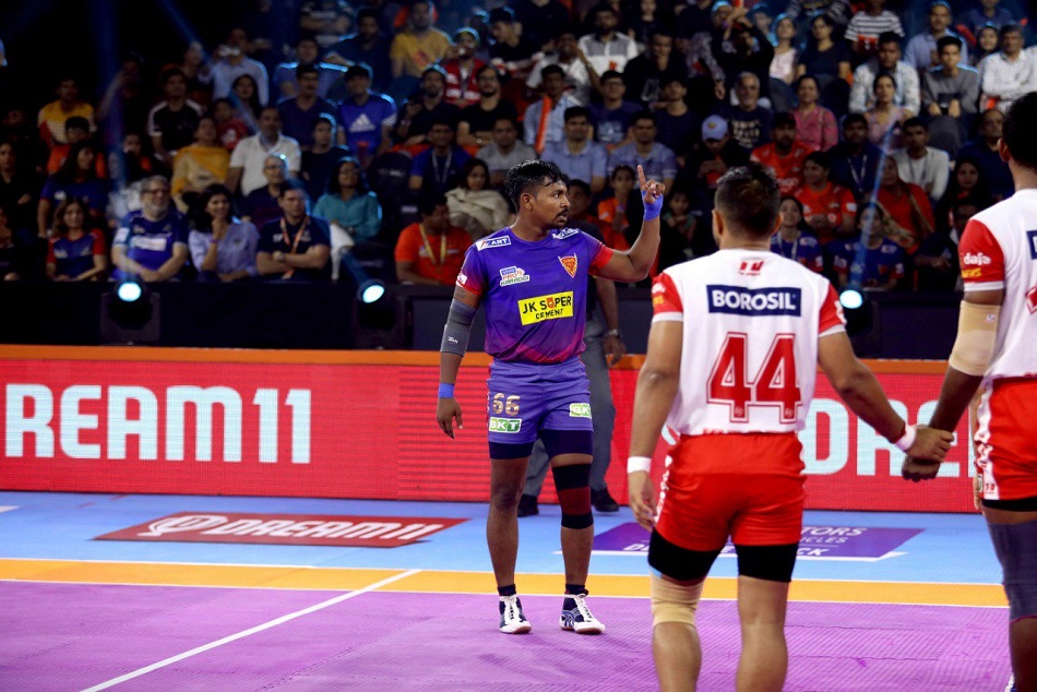 प्रो कबड्डी लीग 2019 : दबंग दिल्ली ने लगाई जीत की हैट्रिक, हरियाणा स्टीलर्स को हराया