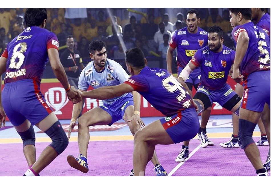 प्रो कबड्डी लीग 2019: रोमांचक मुकाबले में दबंग दिल्ली ने थलाइवाज को एक अंक से हराया