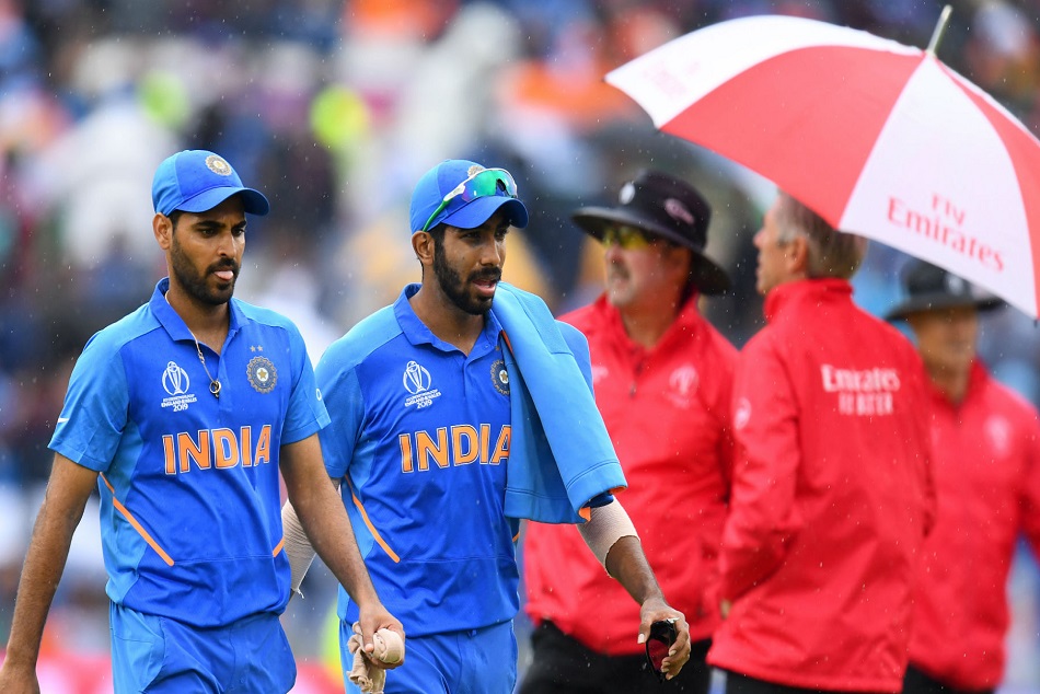 भारत-न्यूजीलैंड सेमीफाइनल के रिजर्व डे में पहुंचते ही बना यह रिकॉर्ड