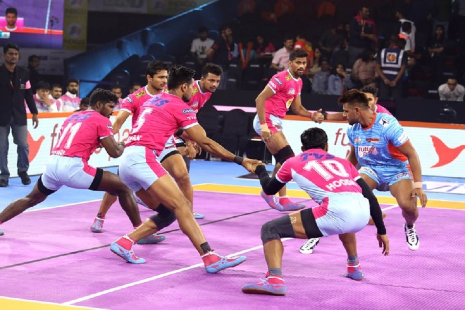 PKL 2019: जयपुर पिंक पैंथर्स ने अंतिम मिनट में पलटी बाजी, बंगाल वारियर्स को दो अंक से हराया