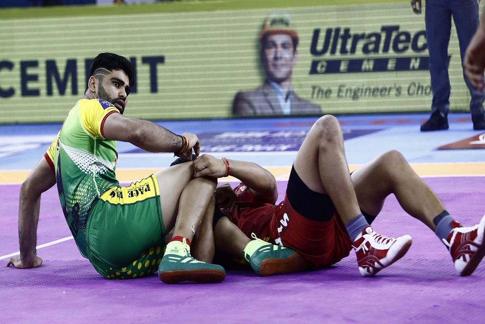 रोमांचक मुकाबले में बेंगलुरू बुल्स ने पटना पाइरेट्स को 2 अंको से हराया