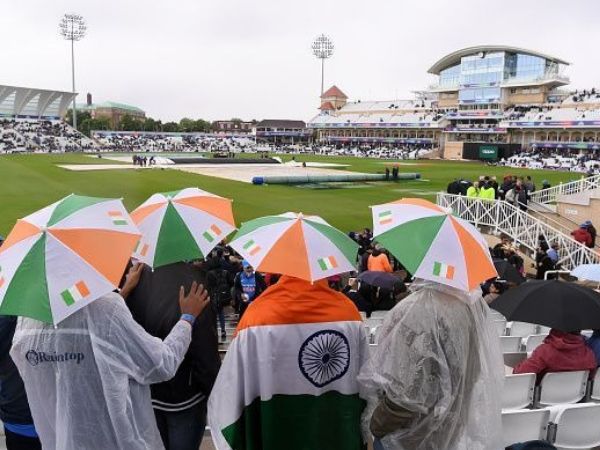 मैच के दिन हो सकती है बारिश