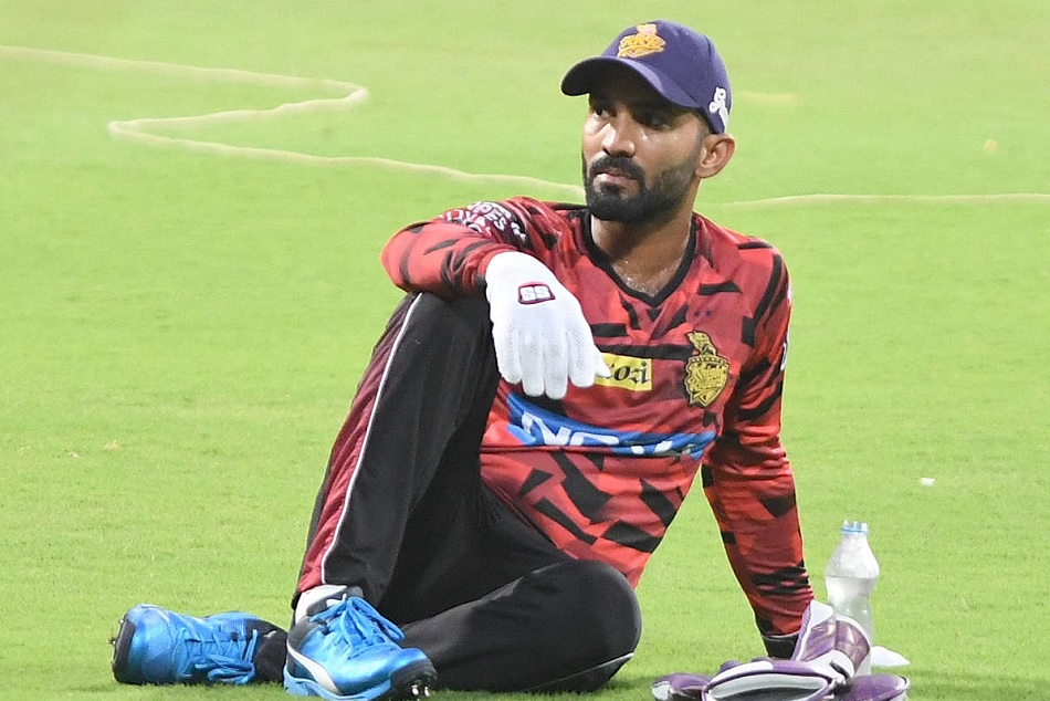 दिनेश कार्तिक की बढ़ी मुश्किलें, BCCI ने जारी किया कारण बताओ नोटिस