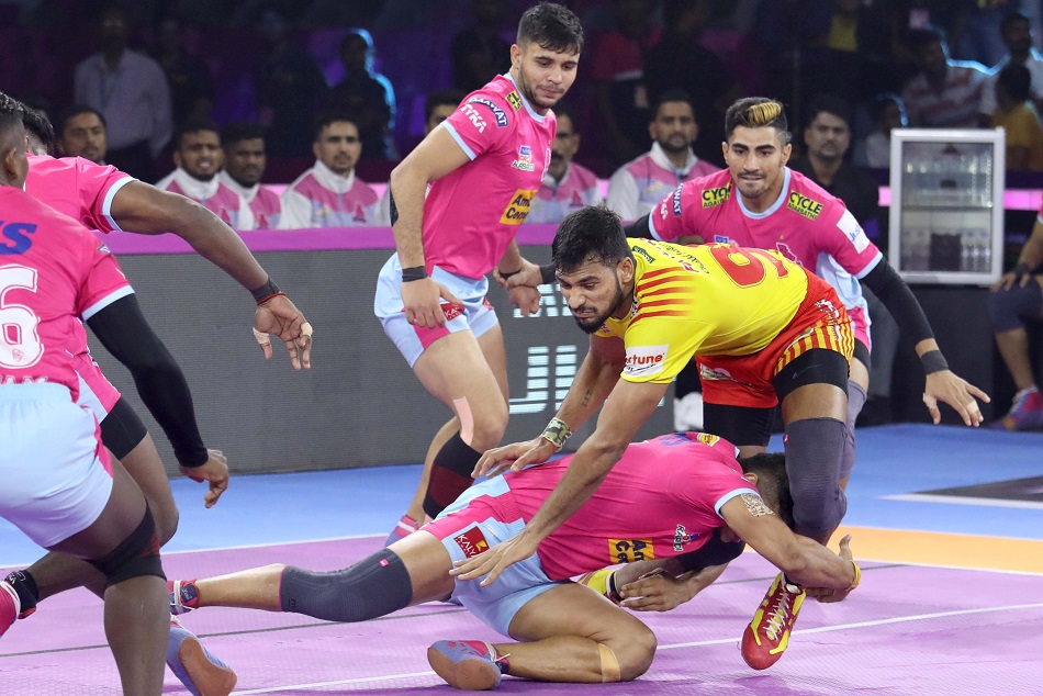 गुजरात और जयपुर का मैच ड्रा पर समाप्त, जानें अंक तालिका में कहां पर हैं दोनों टीमें