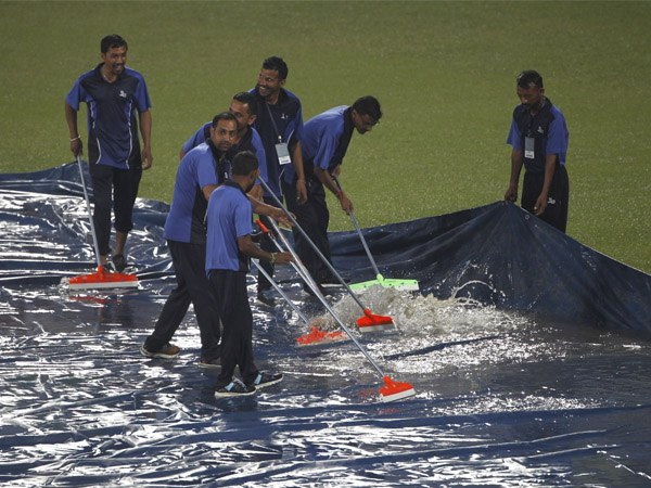 बारिश के दखल के बीच पुड्डुचेरी ने मेघालय को हराया