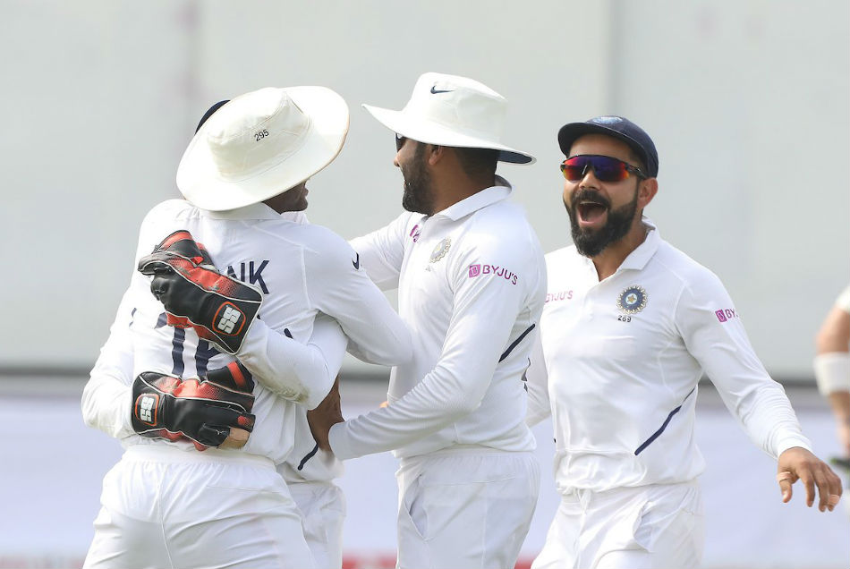 IND vs SA: भारत की ऐतिहासिक जीत पर कोहली के मुरीद हुए दिग्गज खिलाड़ी, सचिन-सहवाग ने ऐसे दी बधाई